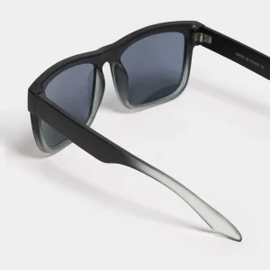Men's Sleek Black Rectangular Sunglasses