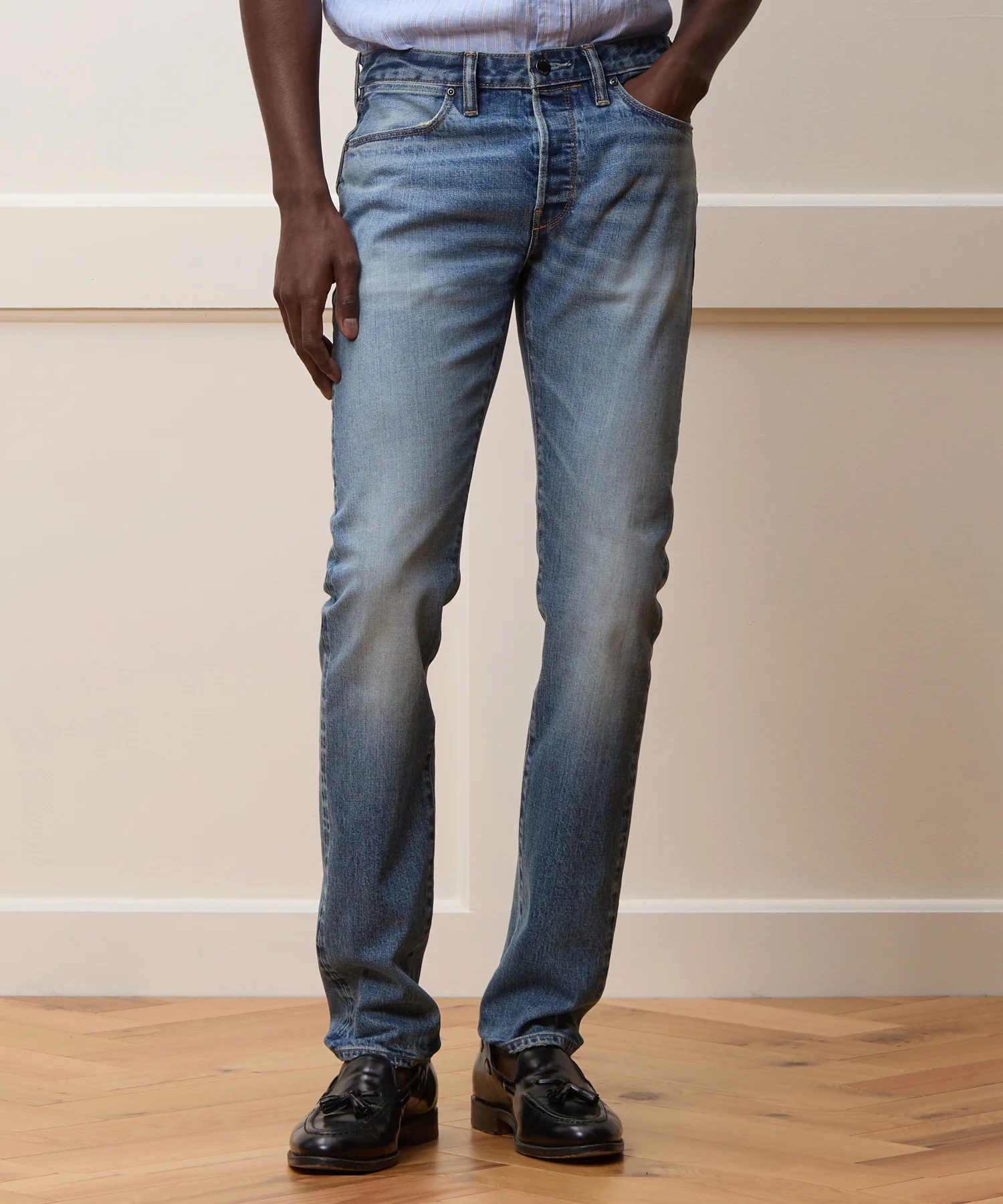 JE034758_WASHED_INDIGO_023_R_2000x