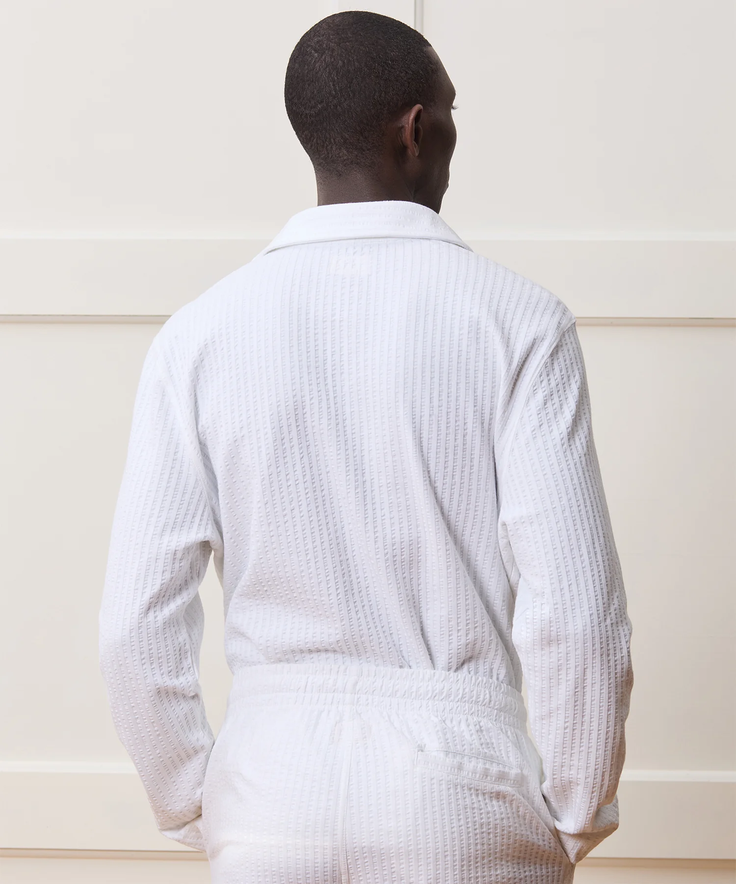 KN1730425_NEW_WHITE_025_R_2000x